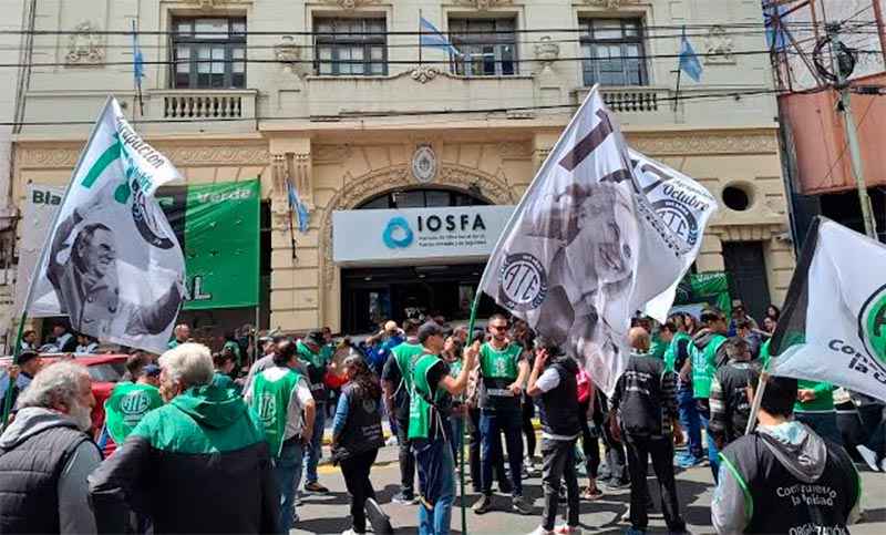 Se agrava la crisis de Iosfa: ATE ocupó el edificio de la obra social de las Fuerzas Armadas y acaba de renunciar el administrador