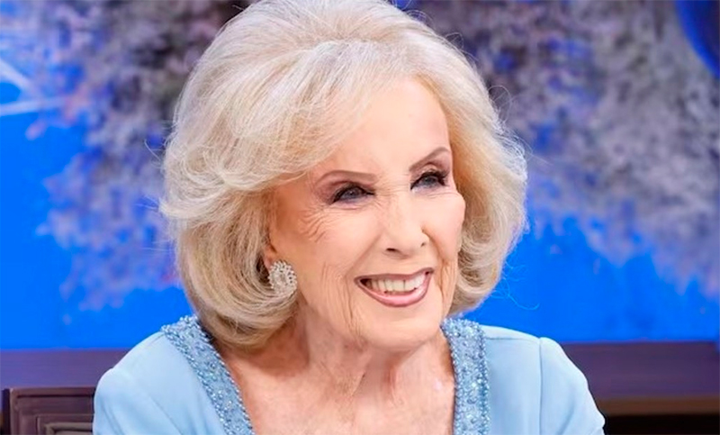 Le dieron el alta a Mirtha Legrand, tras una semana de internación por una bronquitis