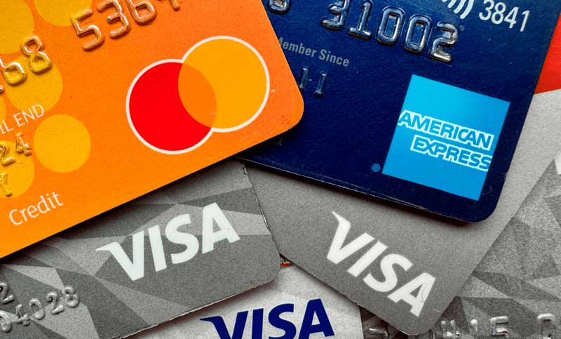 Solo un tercio de los argentinos pagó el total de su último resumen de la tarjeta de crédito