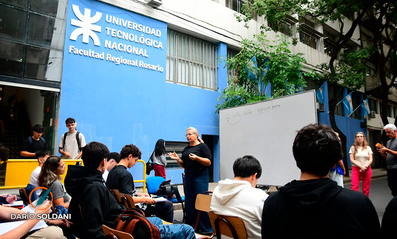 Paro hasta el viernes en la UTN: “Es muy difícil continuar, es muy difícil la situación, es muy cansadora”