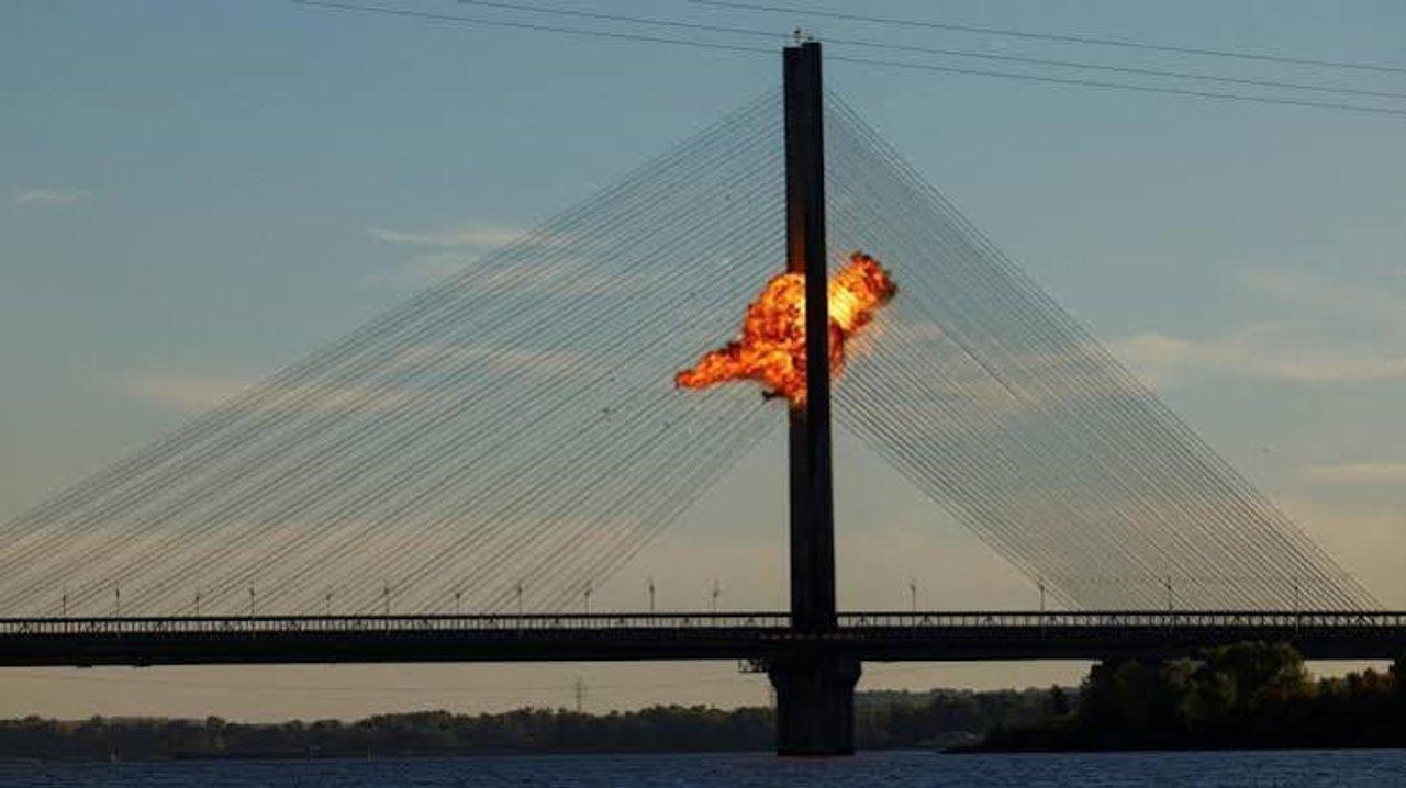 Rusia ataca nuevamente con un dron el Puente Norte de Kiev, acceso clave a la ciudad