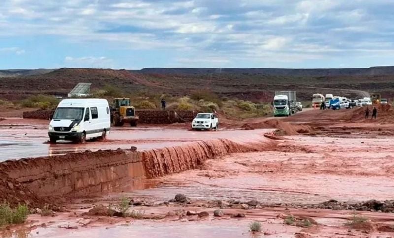 Temporal en Neuquén: inundaciones, rutas cortadas y severas complicaciones en Vaca Muerta