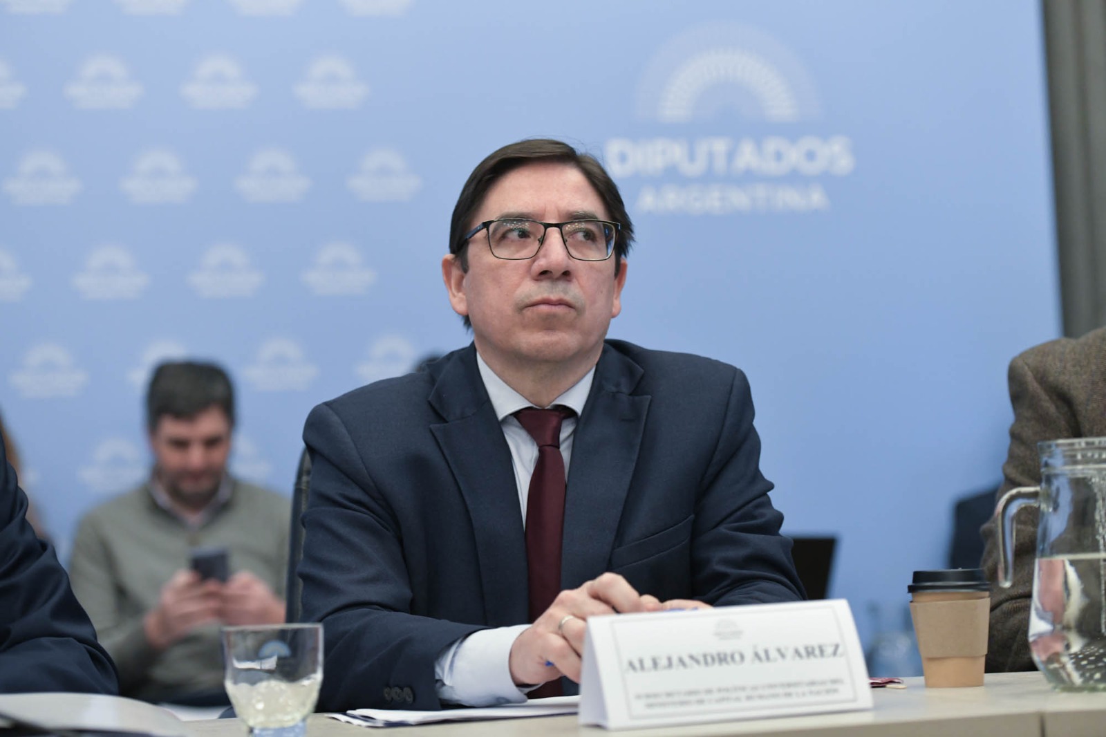 Álvarez defendió al Gobierno por el financiamiento universitario y cuestionó a rectores y sindicatos