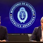Piden la detención de Caputo y Bausilli por las operaciones con oro del Banco Central