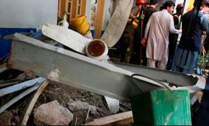 Tragedia en Pakistán: se derrumbó el techo de una escuela y murieron 31 personas, entre ellas 30 alumnos