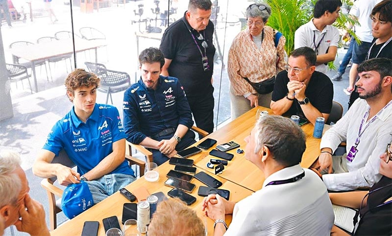 A pocas horas del GP de Bahréin, Colapinto respondió los embates de la prensa europea luego del choque