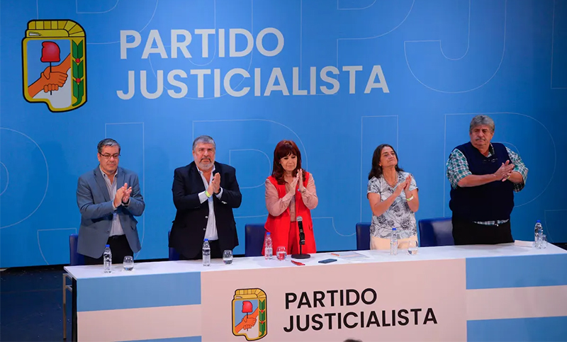 En el Día de la Lealtad, el PJ convocó a “luchar y organizarse para lograr la libertad de Cristina”