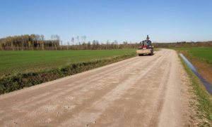 Caminos rurales: una ONG con origen en Santa Fe desafía el modelo de gestión vigente