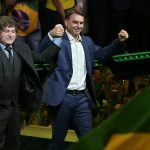 Fuga de Bolsonaro: denuncian penalmente a Milei, Quirno y Caputo por “encubrimiento agravado”