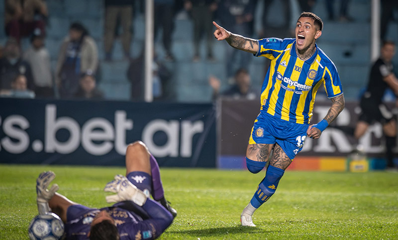 Apareció Julián Fernández y Central derrota a Atlético Tucumán por 3 a 2