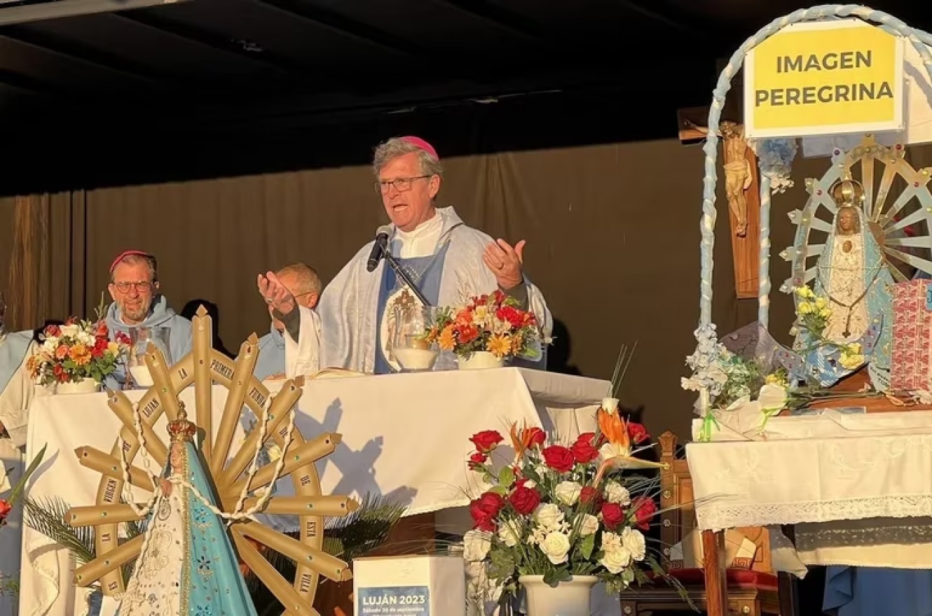 García Cuerva llamó a la unidad y pidió terminar con la intolerancia y el odio ante la llegada del Papa