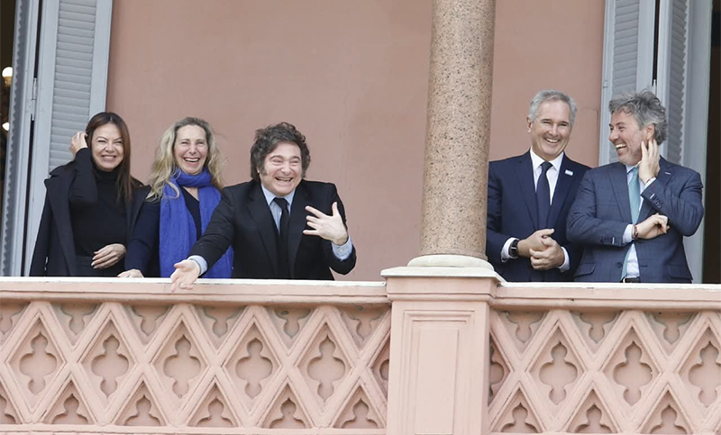 Milei encabezó una nueva reunión de gabinete: el Gobierno no informó menciones a Brasil