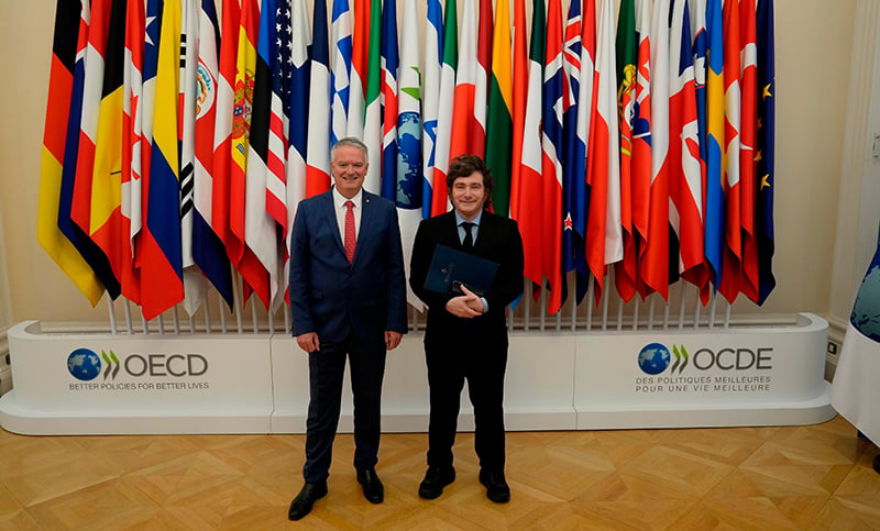 Milei dijo que en su gobierno “se crearon 130.000 puestos de trabajo y los salarios en dólares se triplicaron”