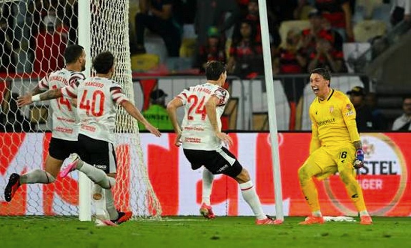 Muslera fue el héroe del Maracanazo y Estudiantes es finalista de la Libertadores