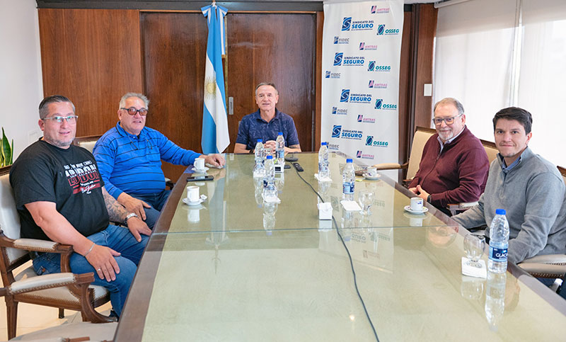 La CGT nacional y de Rosario coordinan estrategias ante la crisis del empleo y de la industria