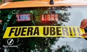 El Sindicato de Peones de Taxis lleva al Concejo sus reclamos por la regulación Uber y DiDi