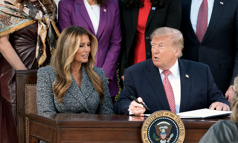 Trump firma una orden para acelerar la investigación sobre la salud de las mujeres