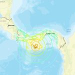Fuerte sismo de magnitud de 7,7 sacudió Panamá, con alerta de tsunami