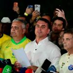 Brasil: tras la derrota electoral la Justicia le prohibió salir del país a Flávio Bolsonaro