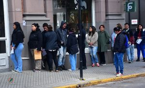 Puccini y el desempleo en Santa Fe: «Crece, las industrias no llegan a absorber esa demanda de trabajo»
