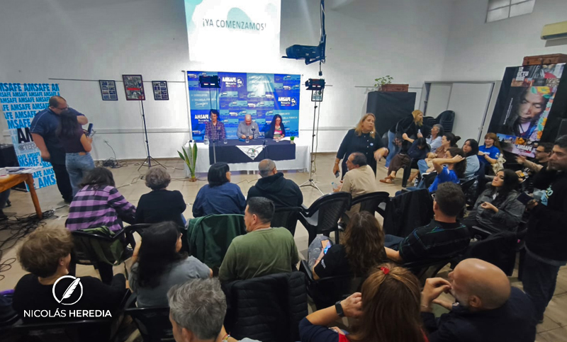 Sobrecarga laboral, salarios precarizados y pluriempleo: las preocupantes cifras de la Encuesta Nacional docente