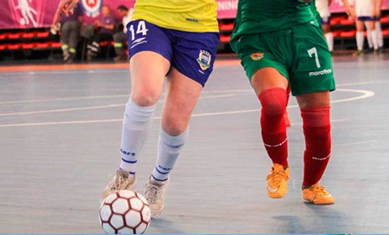 Disturbios en un partido de Futsal: la madre de una jugadora agarró a las patadas a una adolescente del equipo rival