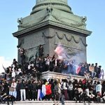 Continúan las protestas estudiantiles en Francia: miles de jóvenes se concentraron en la plaza de la Bastilla de París